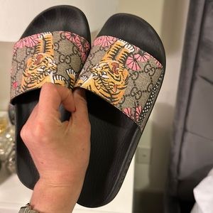 Gucci Slides Size 7
